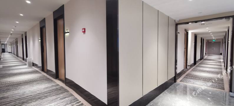 格林豪泰智选酒店(上海外滩豫园小南门地铁站店)图片
