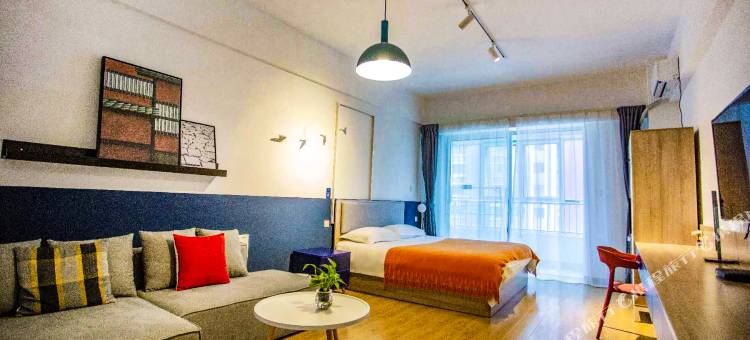 斯维登度假公寓(济南经十西路长清高铁站店)图片