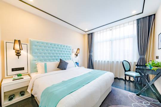 轻住·悦享酒店(廊坊三河燕郊迎宾路店)