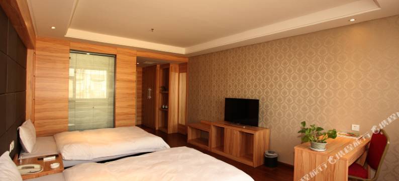 昊诚商务酒店(鞍山火车站店)图片