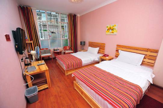 昆明廊美青年酒店