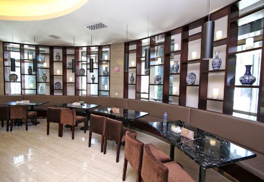 Baolong Homelike Hotel (Shanghai Changxing) Hotel Overview