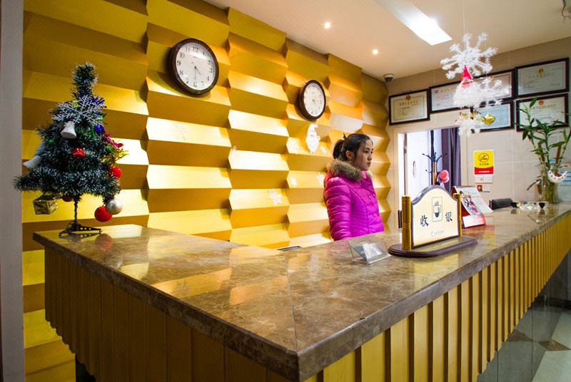 365 Express HotelHotel Overview
