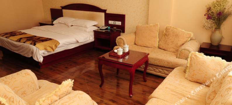 云龙宝龙酒店图片