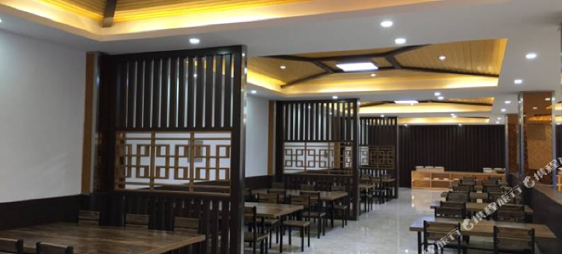 亚布力元茂屯民俗温泉度假村(亚布力滑雪旅游度假区店)图片