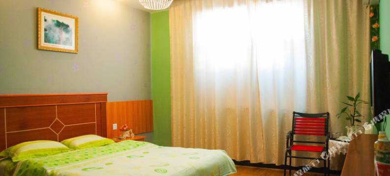 张家界梅苑商务宾馆(吉首大学店)图片