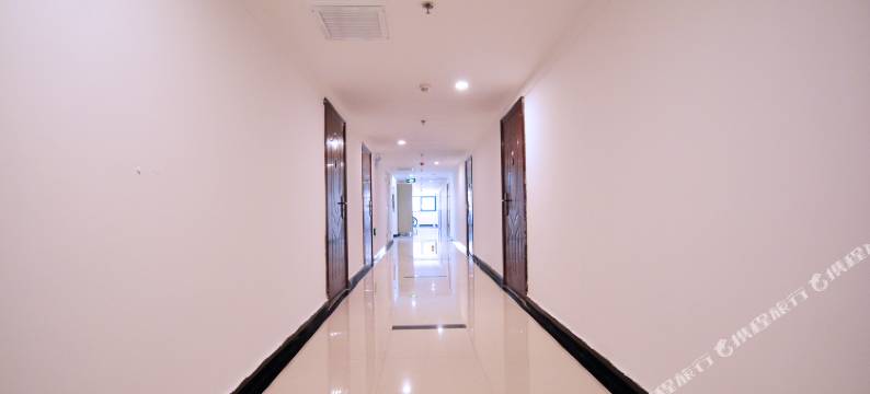 七夕酒店(郑州大学南路王胡砦地铁站店)图片