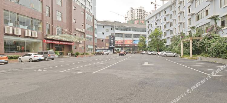 关岭坝凌国际酒店图片