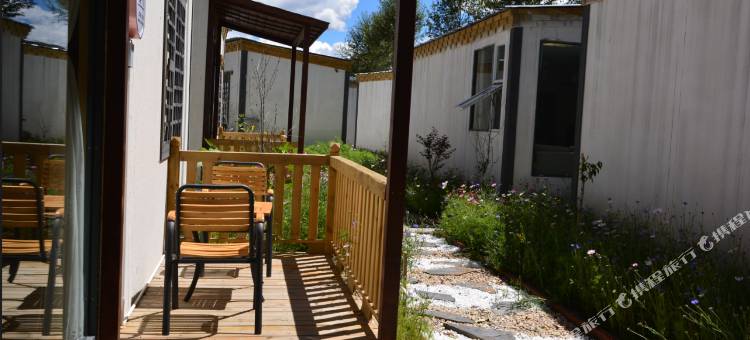 新都桥星梦酒店图片