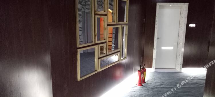 十年艺术酒店(睢县凤城广场店)图片