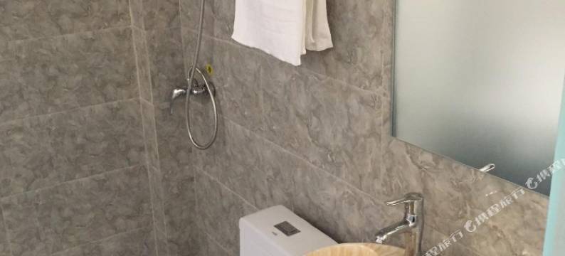 荥经鑫泰商务酒店图片