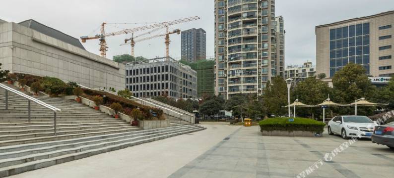 武汉江城大酒店(汉口火车站南广场店)图片