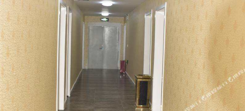 德钦格瓦坚景观酒店图片