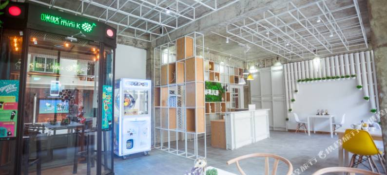 三亚等花儿开艺术民宿图片