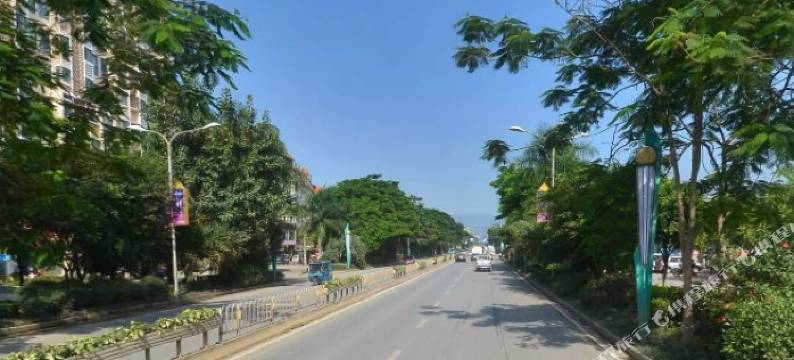 欧诗曼·星光水岸轻奢度假酒店(西双版纳景洪泼水广场店)图片