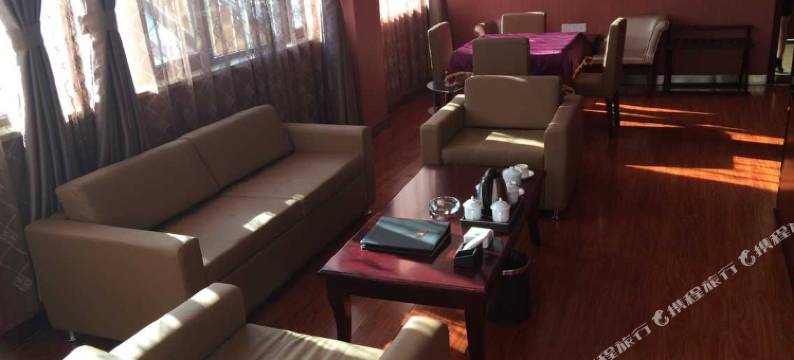 灵宝龙光酒店图片