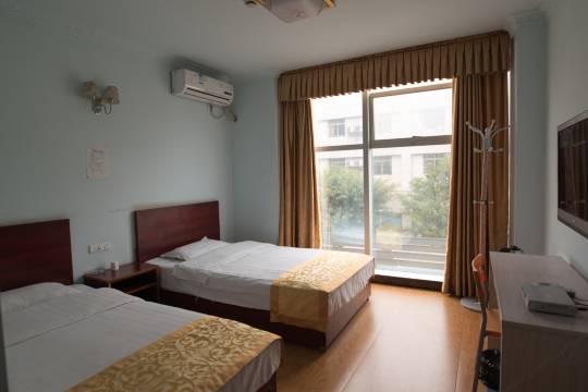 达州四月天商务宾馆