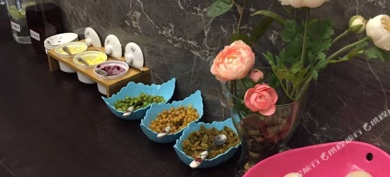 维多利亚酒店(佛山祖庙创意产业园同济路地铁站店)图片