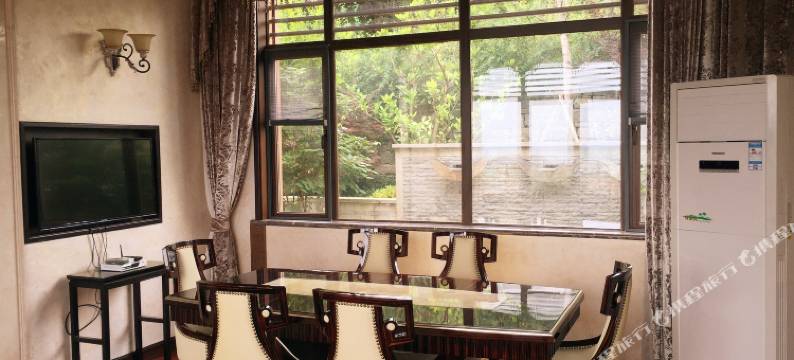 黔南龙洞堡麓岛乡村俱乐部图片