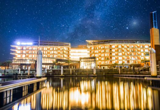 海南香水湾康富美酒店外景图