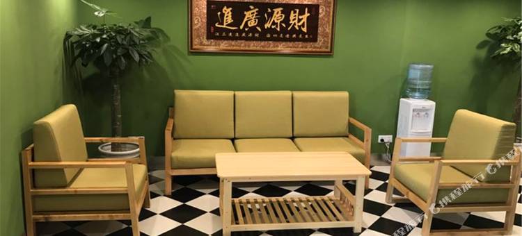 榴莲小星酒店(上海三林世博家园店)图片