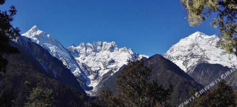德钦逸云庭客栈图片