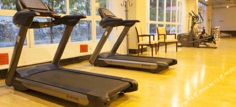 石棉景达河畔温泉酒店图片