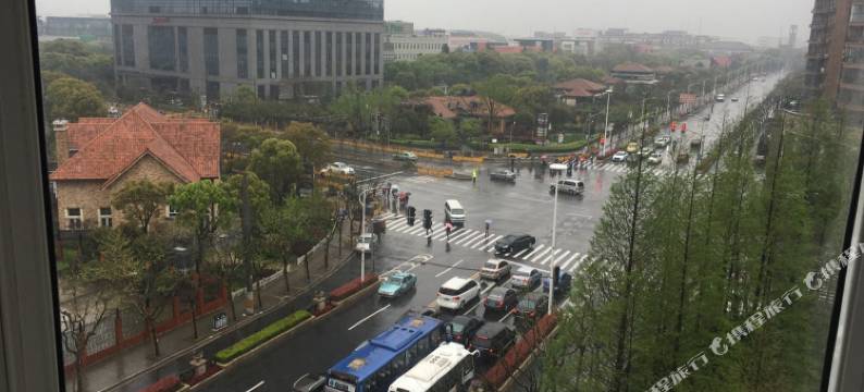 上海金桥碧云社区公寓(红枫路分店)图片