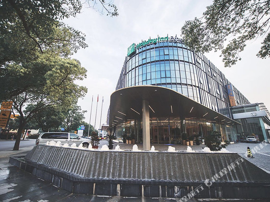 上海松江方塔智选假日酒店