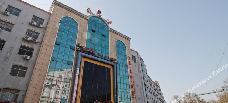 OYO春森主题宾馆(淮南龙湖公园店)图片