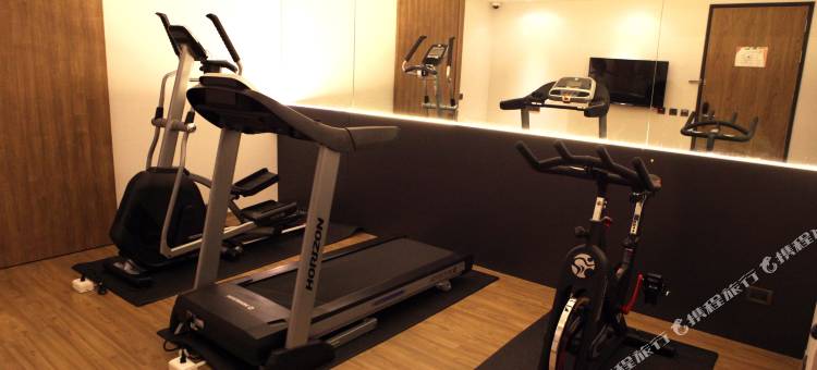 捷丝旅(高雄站前馆)图片