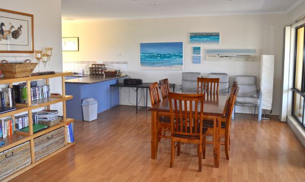 Black Duck Hotel Overview