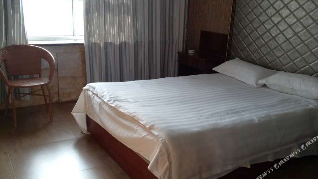 地址(位置,怎么去,怎么走):  新疆维吾尔自治区塔城地区沙湾县世纪