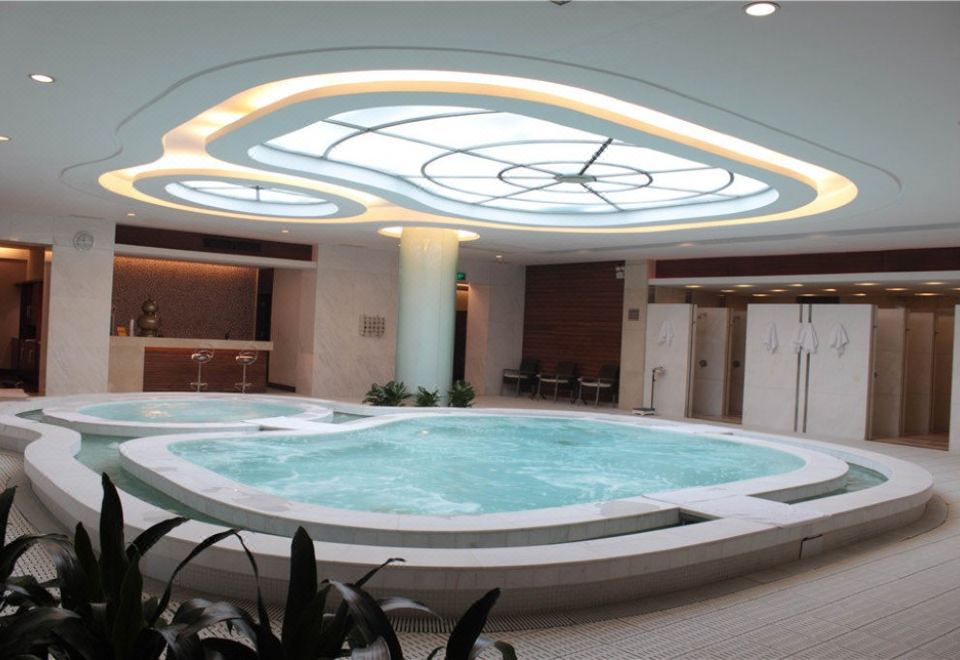 Wenhua HotelHotel Overview