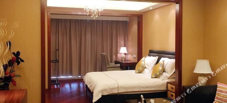 郡特酒店国际公寓(南京金鹰百家湖店)图片