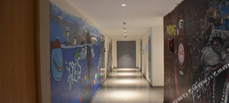 宝龙艺悦精选酒店(滴水湖临港店)图片