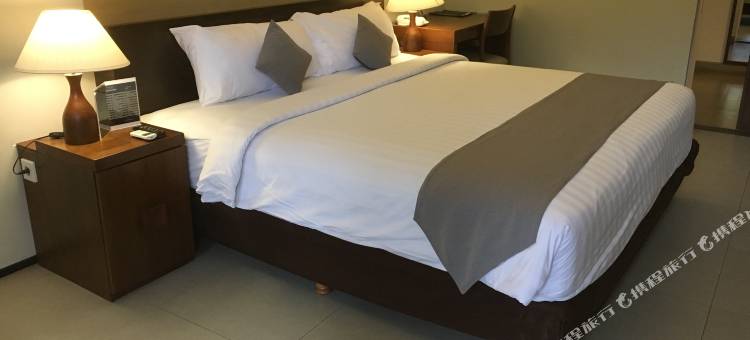 新绿翡翠仙图市酒店(Hotel Neo+ Green Savana Sentul City)图片