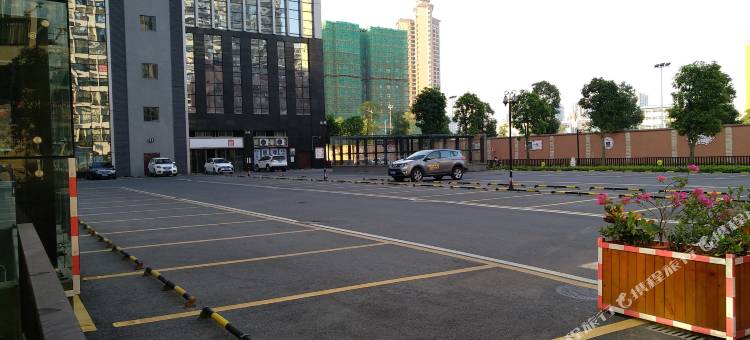 宜尚酒店(清远顺盈广百店)图片