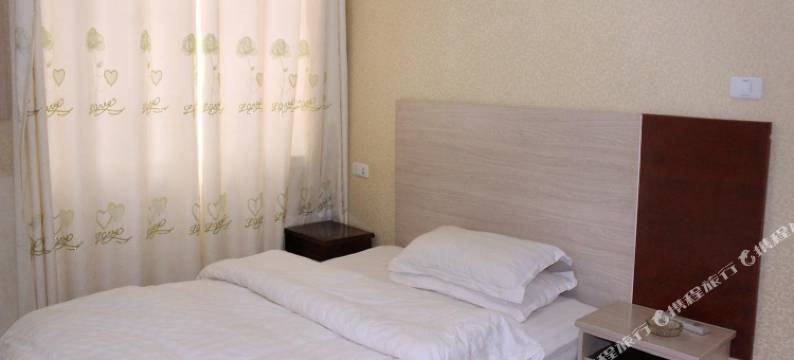 房县君临阁旅馆图片