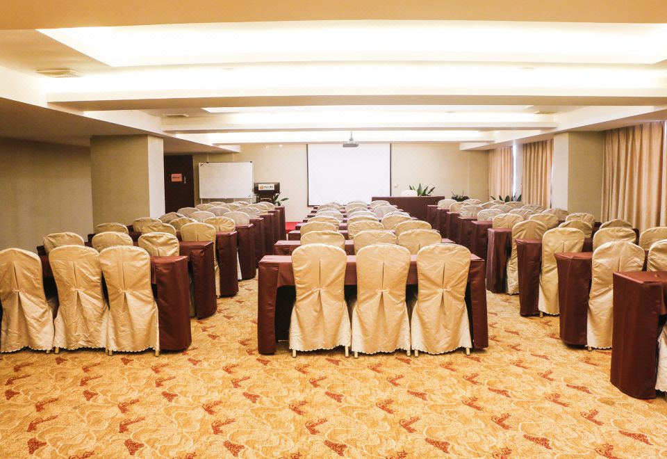 Hezheng Hotel Xiamen Hotel Overview
