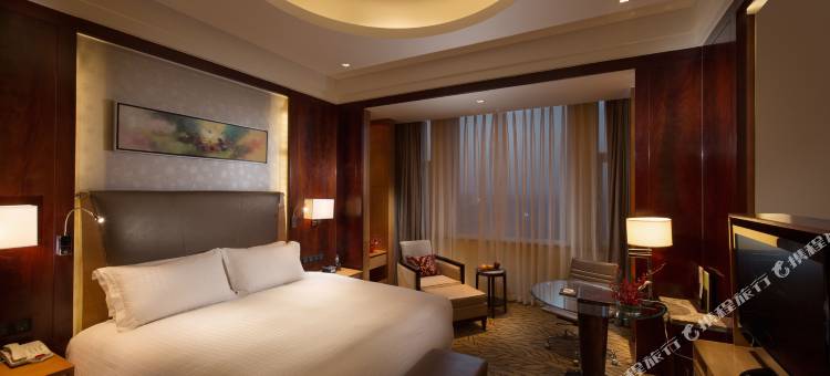 青海格尔木中浩希尔顿逸林酒店图片