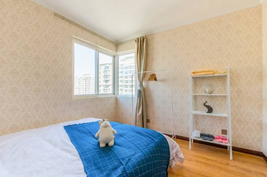 西安紫檀公寓(开元路分店)