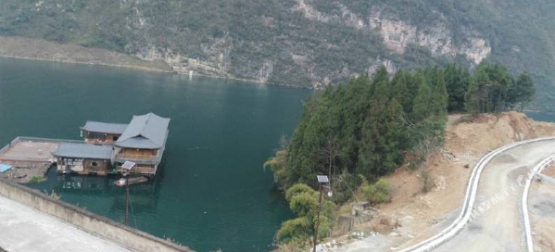 龚滩古镇肖家客栈图片