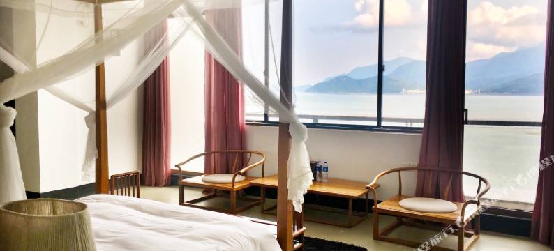 深圳较场尾牧海33客栈图片