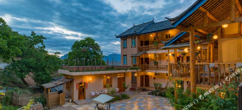 泸沽湖清尘别院图片