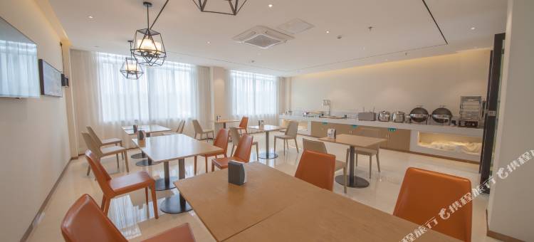 城市便捷酒店(陆川温泉广场高铁站店)图片