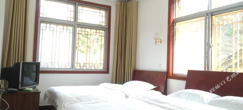 金丝峡秀水绿色山庄图片