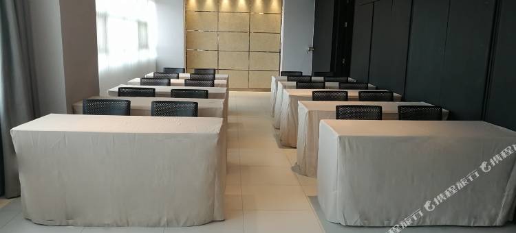 白玉兰酒店(无锡惠山万达广场店)图片