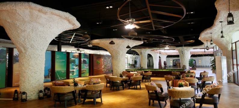 鹿寨鹿鸣谷酒店图片