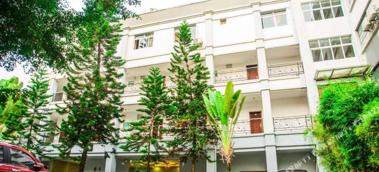 盈江信和商务酒店图片